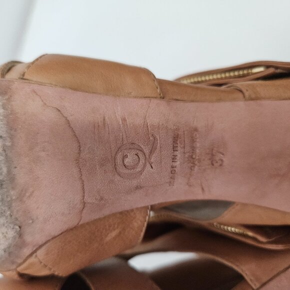 Alexander McQueen Faithfull Biker Stiletto Heels Skull Zippers Sz 6.5 US/ 37 EUR - Picture 12 of 16